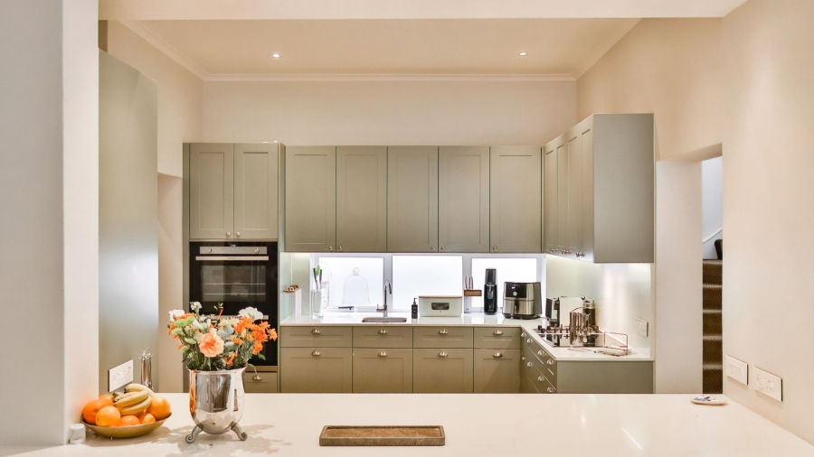 4 Bedroom Property for Sale in Fresnaye Western Cape